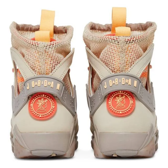 Bephie's beauty supply x nike women's air jordan 7 retro (tan brown/ sanddrift/ malt/ turf orange/ p