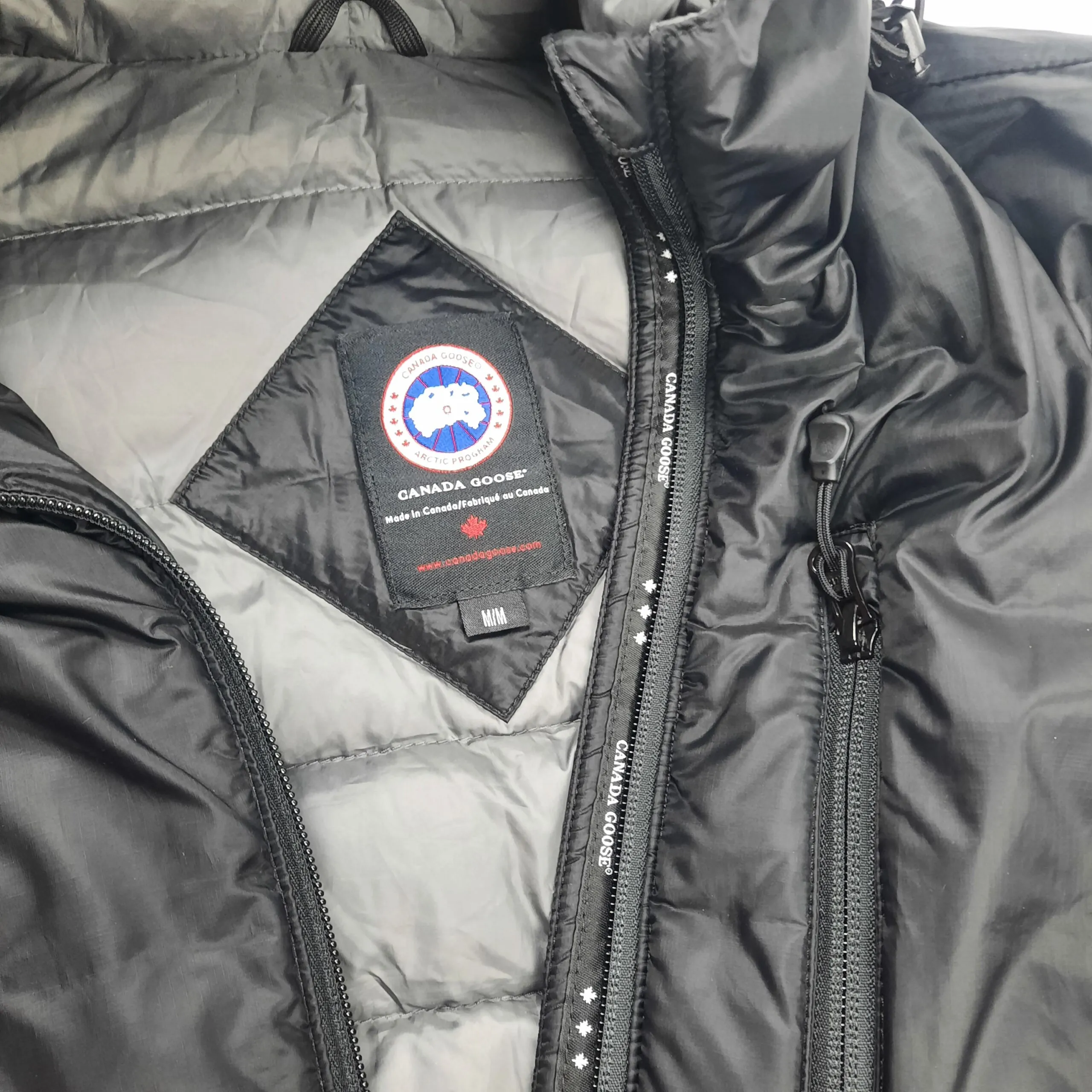 Canada Goose Lodge Hooded Jacket Black - Authentic Luxury Designer