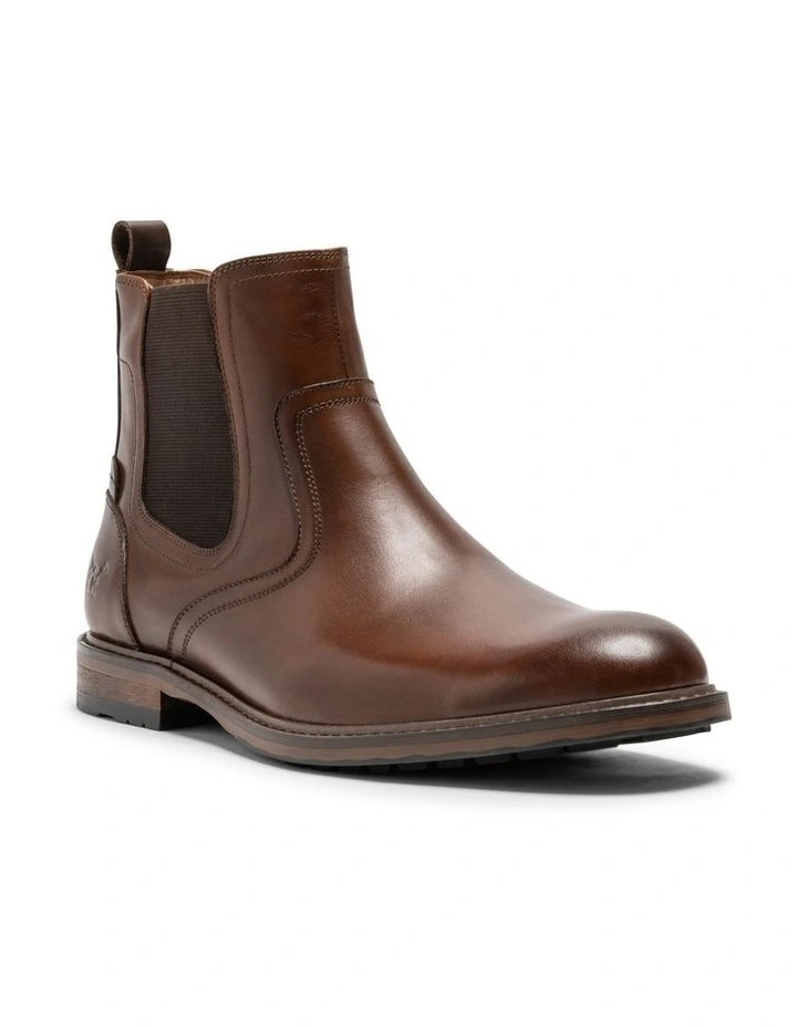 Dargaville Chelsea Boot in Amaretto