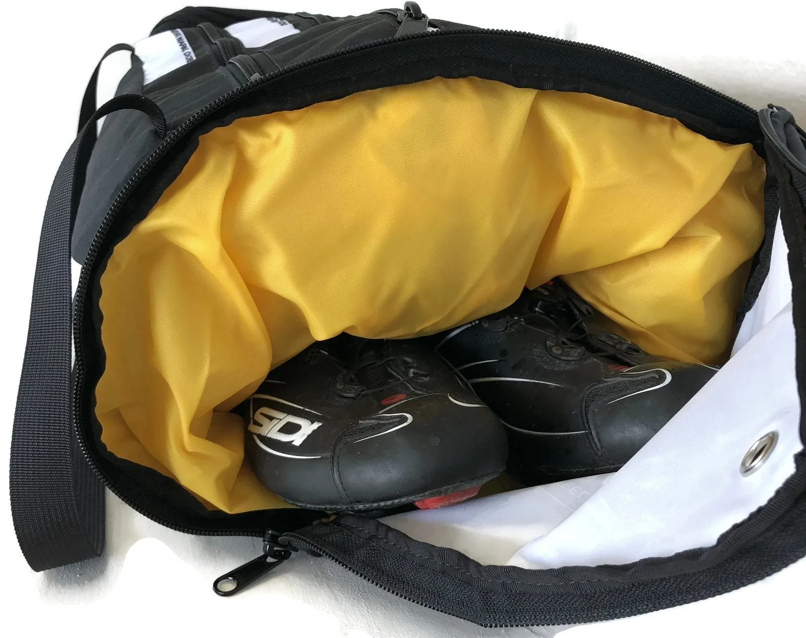 Good Dirt 2023 CYCLING  RACEDAY BAG