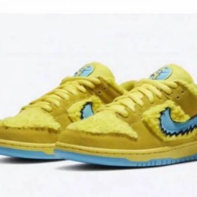 Grateful Dead x Nike SB Dunk Low Yellow