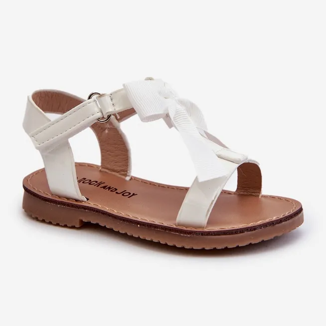 Lacquered children's sandals with a Velcro bow, white Joratia