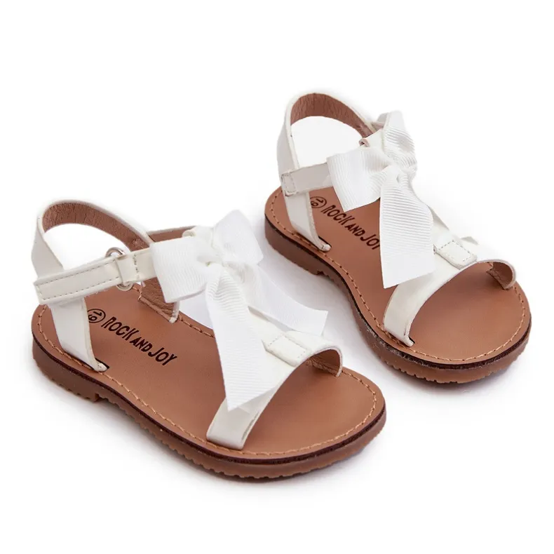 Lacquered children's sandals with a Velcro bow, white Joratia