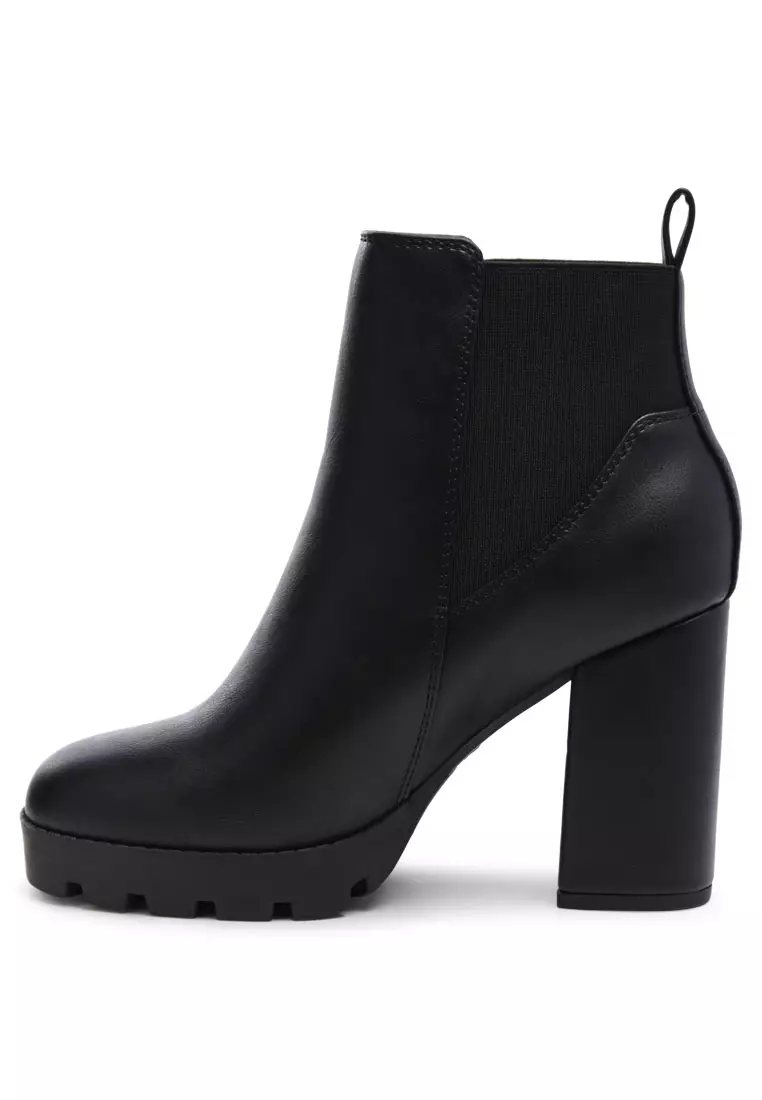 London Rag Block Heeled Chelsea Boot in Black