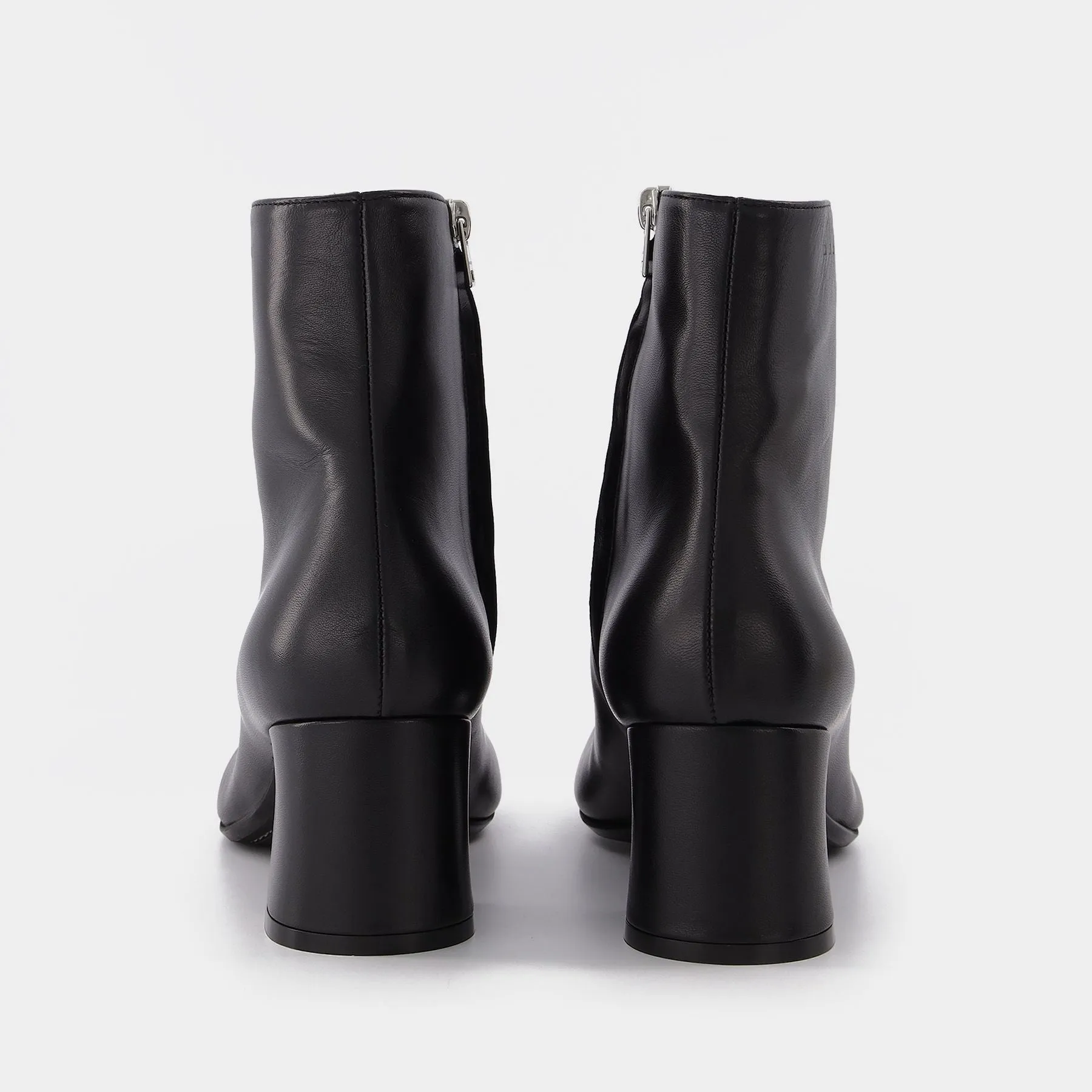 Marni  Ankle Boot W/Zip 6 in Black Leather