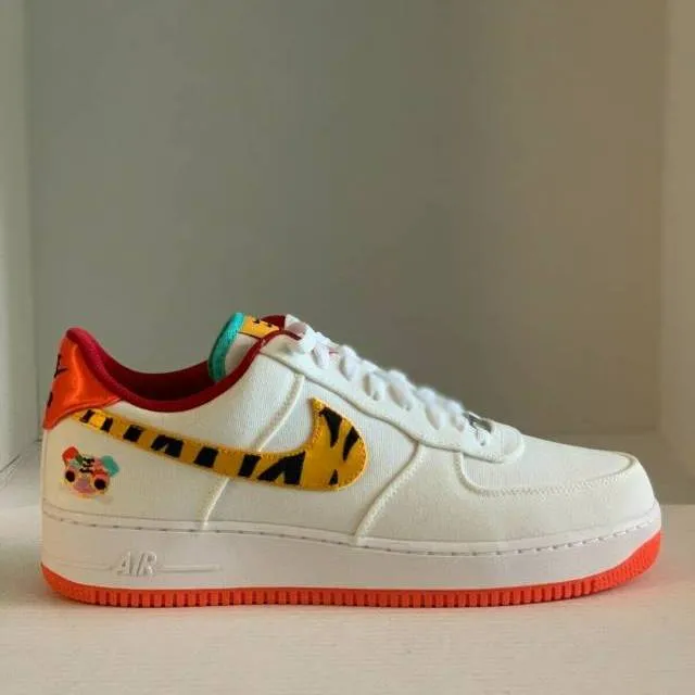 Nike air force 1 low year of the tiger