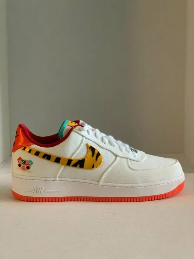 Nike air force 1 low year of the tiger