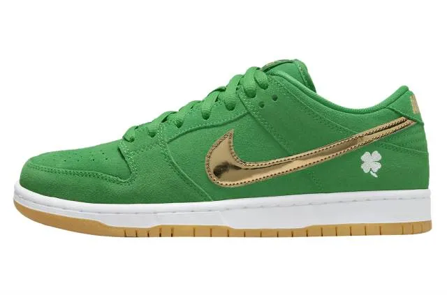 Nike sb dunk low st. patrick’s day 2022