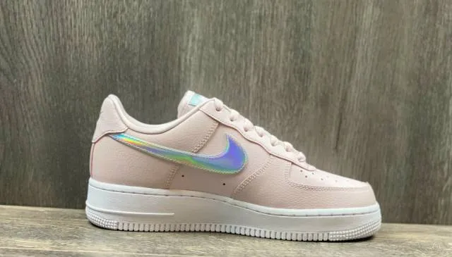 Nike wmns air force 1 low pink iridescent