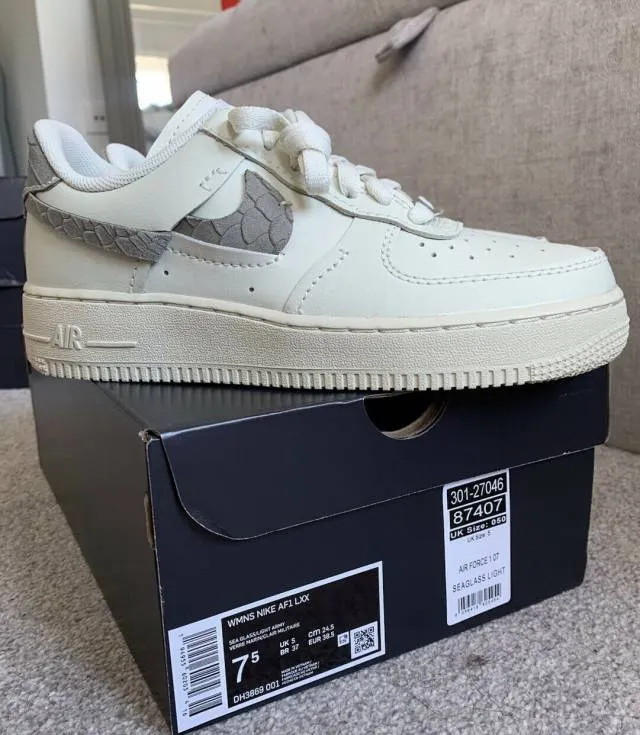 Nike wmns air force 1 lxx sea glass light army