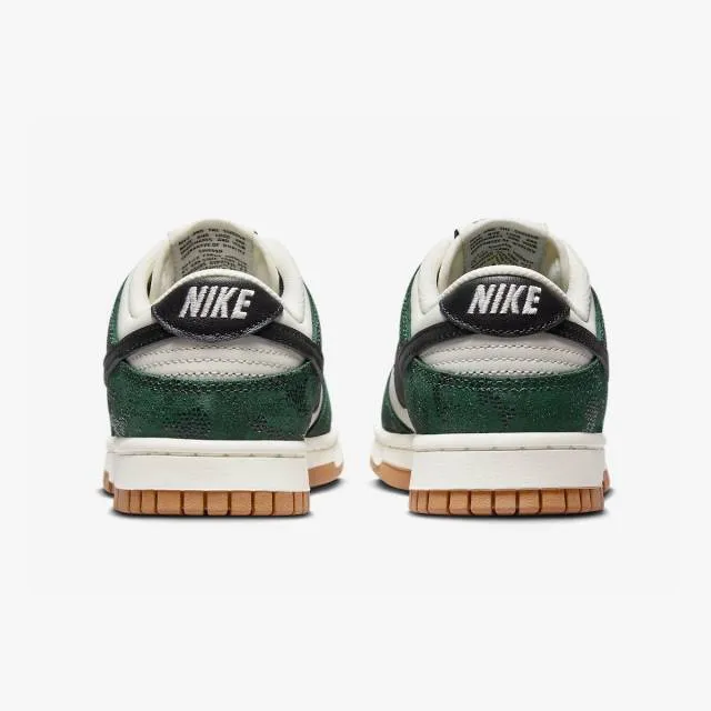 Nike Women's Dunk Low (Green Snake/ Pro Green/ Sail/ Gum...