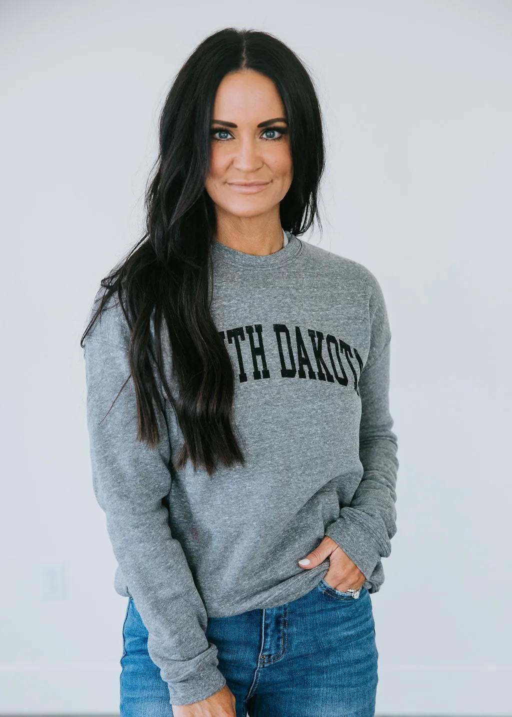 South Dakota Graphic Pullover