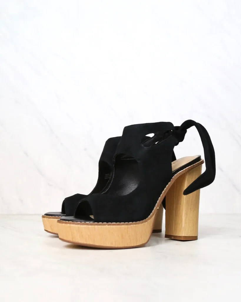 Very Volatile - Rissa Cut Out Ankle Tie Sandals in Black